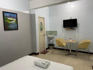 JB Valdres Apartment - Manila - 9