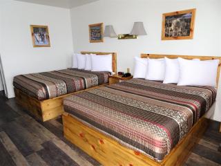 Eagle's Nest Motel - Priest River - 1