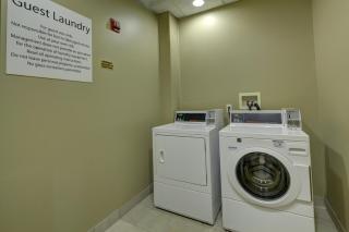 Holiday Inn Express Hotel & Suites Emporia by IHG - Emporia - 9