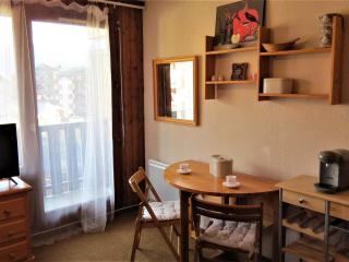 Studio 4 pers au pied des pistes avec animaux et parking - FR-1-815-83 - 0