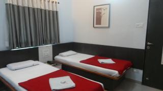 Hotel Royal Residency Executive - Miraj - 6