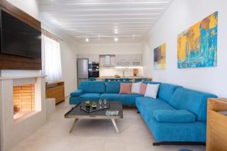 Luxury Villa Happynest - Spasméni Vrísi - 6