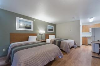 HomeTowne Studios by Red Roof Dallas - Irving - 3