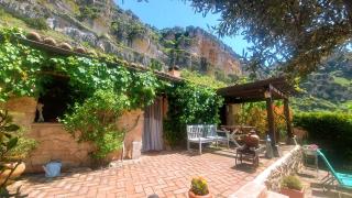 Casa Corazón de piedra en el Río Dulce - Aragosa - 6