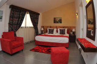 Monoberge Hotel - Jbeil - 3