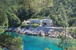 Apartments by the sea Cove Mala Pogorila, Hvar - 8952 - Bogomolje - 8