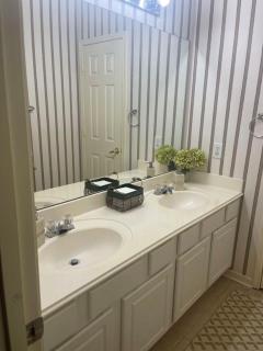 Unwind and Relax 4 Bedroom Stay - Humble - 3