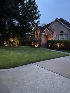 Unwind and Relax 4 Bedroom Stay - Humble - 5