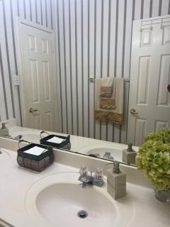 Unwind and Relax 4 Bedroom Stay - Humble - 2