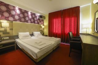 Hotel Zwanenburg Amsterdam Airport - 9