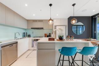 KozyGuru | Wentworth Point | 2 Beds stylish APT + Free Parking - 2