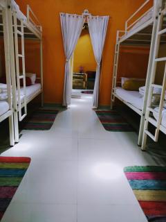 Red Monkeys Hostel - 9