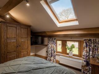 Sycamore Barn - Uk33353 - Buttershaw - 1