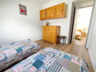 Le Marmandais, T3 lumineux duplex, balcon, parking, wifi, proche thermes, ascenseur, 4 personnes - Luchon - 4