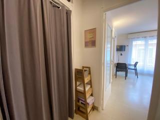 C048 Studio Spacieux proche Plages et Palais - 5