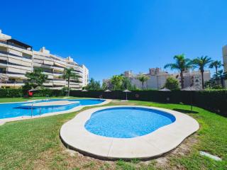 Cubo's Urban Brigitte Torremolinos & Parking - Torremolinos - 7