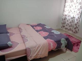 Debayu Homestay with Free Parking at Setia Alam - Shah Alam - 1