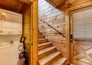 Eagles View, Free Attraction Tickets, Breathtaking Mountain Views, Hot Tub, WIFI!!! - 4