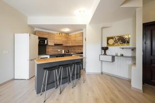 Perfectly Located Apartments with Balcony, MyStreet company - Erevan - 2
