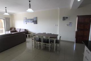 Saints View Resort Unit 7 - Uvongo Beach - 9