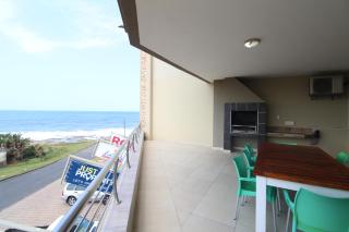 Saints View Resort Unit 13 - Uvongo Beach - 9