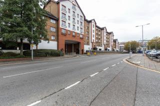 Roomspace Serviced Apartments- Regents Court - Kingston upon Thames - 1
