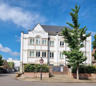 Roomspace Serviced Apartments- Walpole Court - Ealing - 1