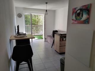 Superbe appartement en rez-de-jardin à LANTON - 3
