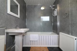 Signature - Carnoustie House - East Kilbride - 8