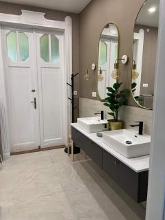 OrangeHomes Panthera Luxury Apartment - Budapest - 2