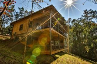 NEW Modern Cabin! 2 Large Decks, Hot Tub, Sleeps 8 - Ellijay - 9