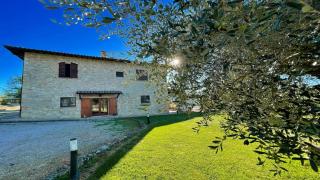 Todi By The PoolSleeps 10Exclusive PoolWalk To Todi 5 KmsRestaurant 05 Kms - Petroro - 4