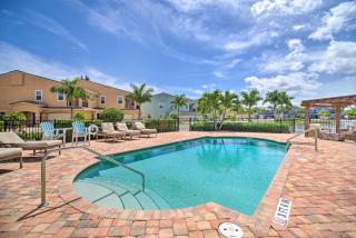 Upscale Florida Townhome - half Mi to Beach! - 9