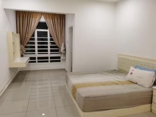 R&C Homestay 4 - Ipoh - 2