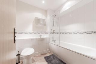 Roomspace Serviced Apartments - Cascades Court - 2