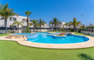 3 Bedroom Stunning Home In Torrevieja - Torrevieja - 1