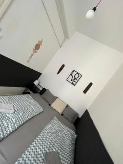 Love, Peace & Easy Living Apartment - Budapest - 8