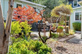Mi Corazon Hot Tub Walk to River Yoga Studio - 7
