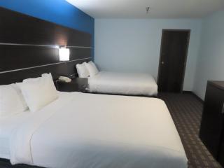 St Charles Hotel Downtown Hudson - 2