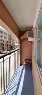 Mikaela's Crib- 1 Bedroom flat @ Arezzo Place Condominium - 3