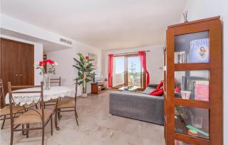 Cozy Apartment In Torrevieja - Torrevieja - 8