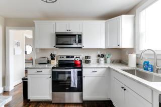RVA Cottage Cozy & Spacious Near Downtown - Richmond - 1