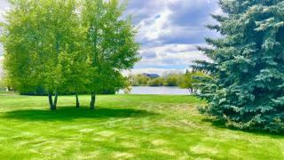 Chester Currents by KABINO Riverfront on Henrys Fork Air Conditioning Boat Launch Foosball Pool Table Huge Yard Garage WIFI - St. Anthony - 9