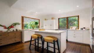 Mustique - 3 BR Caribbean-inspired village retreat - 7