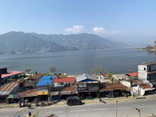 Lake Vision Guesthouse - Pokhara - 4