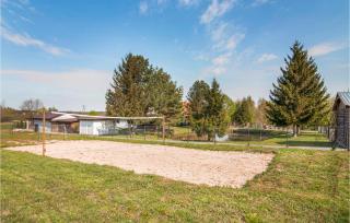 4 Bedroom Nice Home In Huta Wielka - Huta Wielka - 9