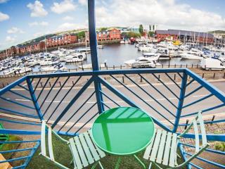 Marina View Apartment - Swansea - 9