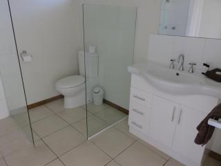 Airlie Beach Apartments - Airlie Beach - 6