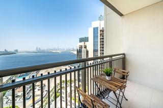 Panoramic Burj Views - Lovely 3BR in Creek Harbour - Dubai - 3
