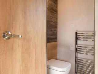 Lake Vyrnwy Luxury Glamping Pod 2 - 7